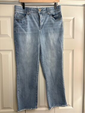 Women’s Democracy "Ab"Technology jeans w/raw, frayed hem size 12